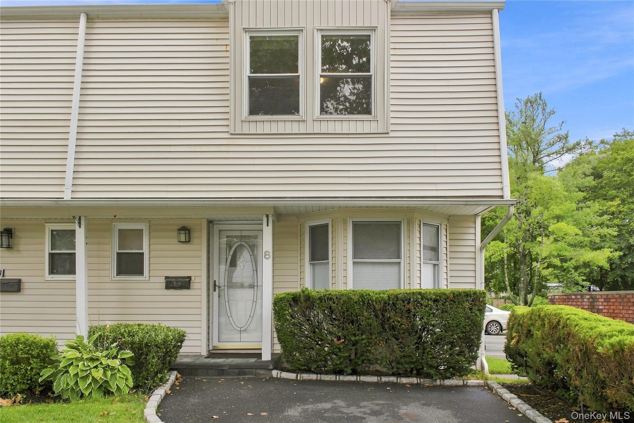 Manors Dr, Jericho, NY 11753 #1