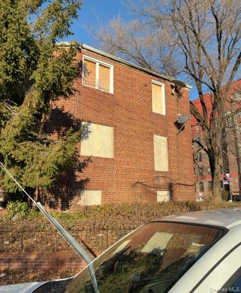 Hollis Ave, Saint Albans, NY 11412 #1