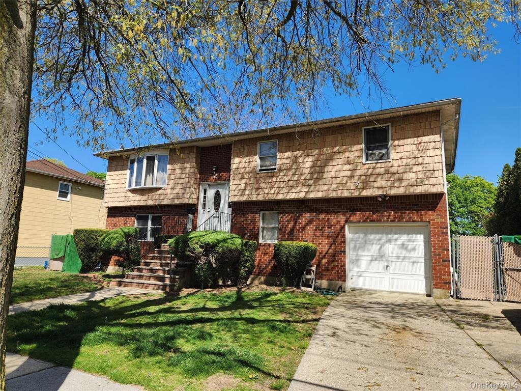 Mulford Pl, Hempstead, NY 11550 #1