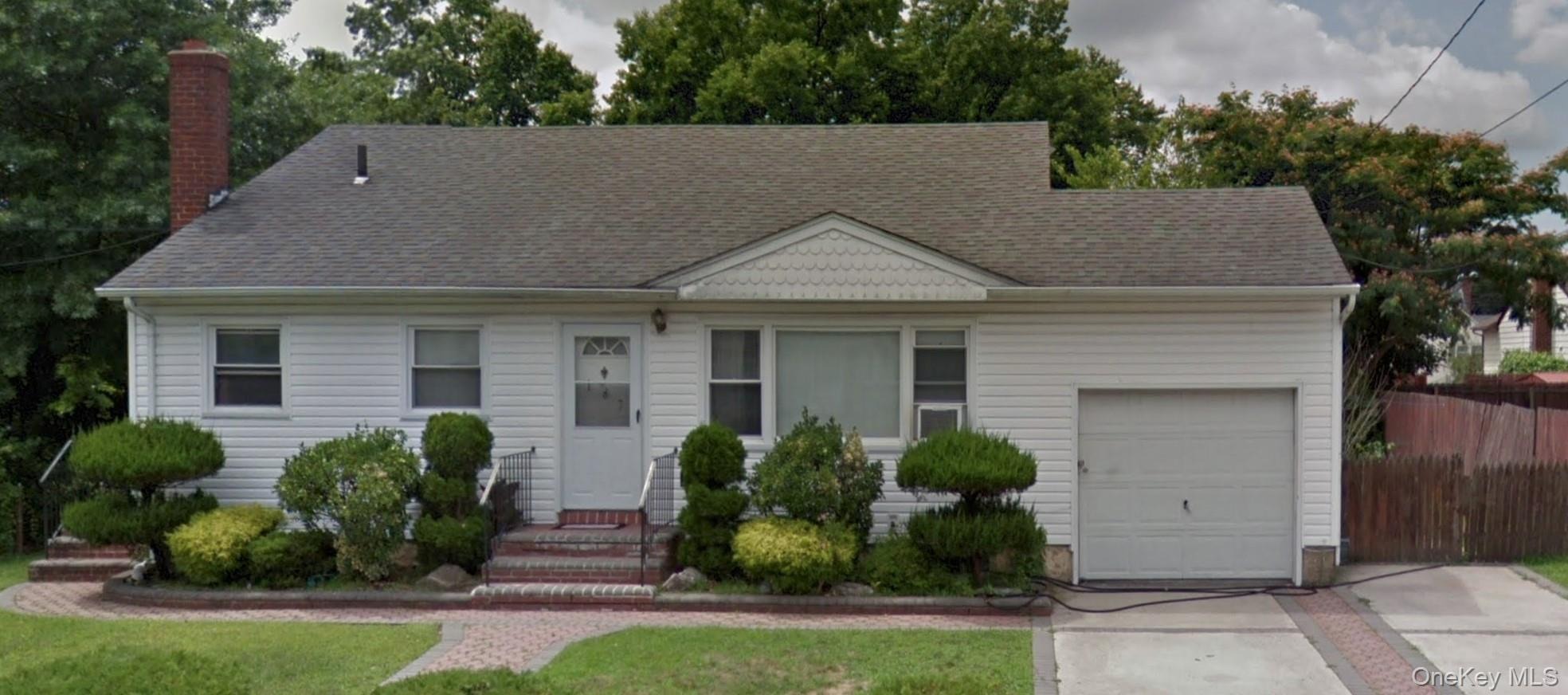 Urban Ave, Westbury, NY 11590