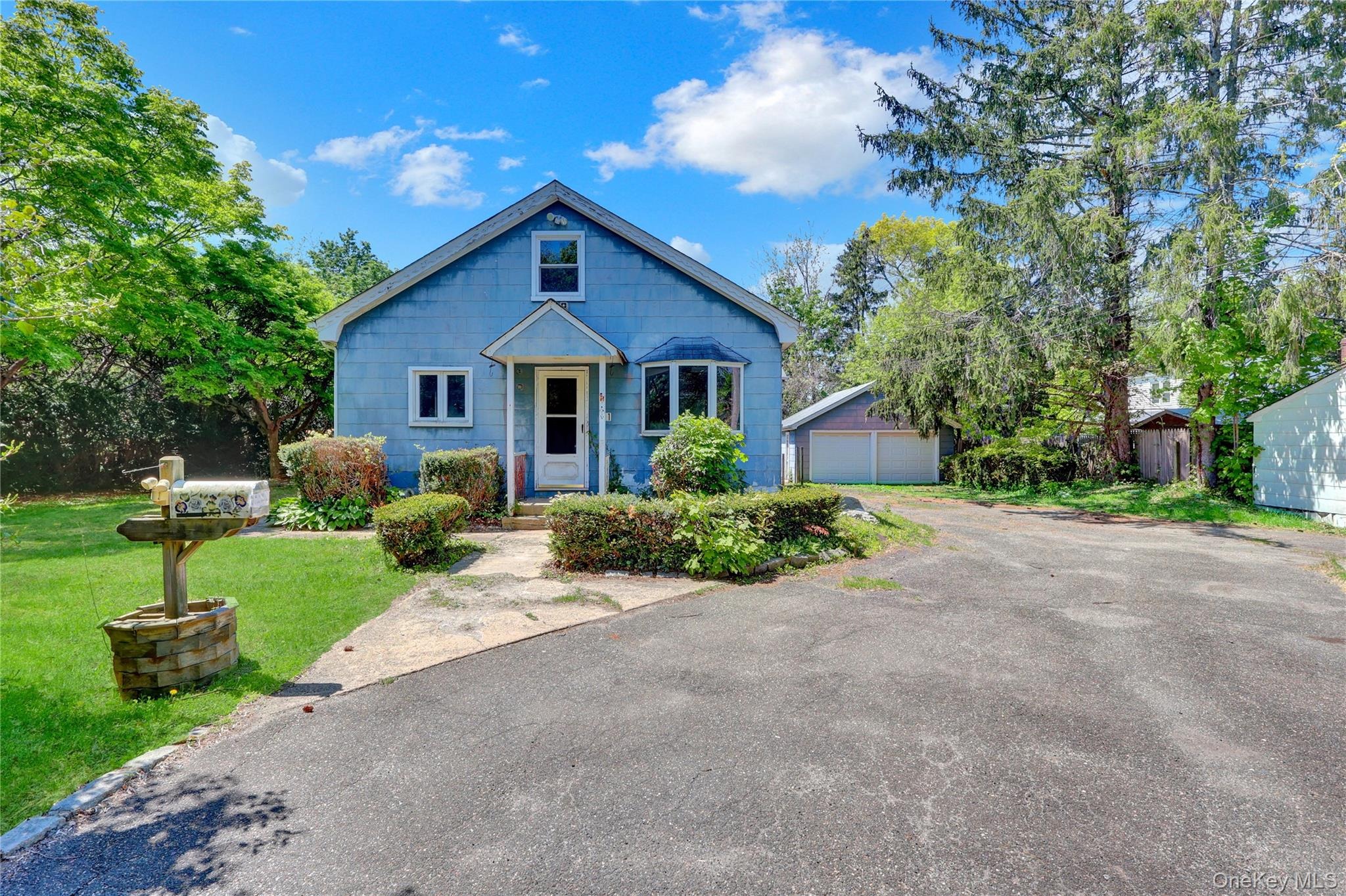 5th Ave, Huntington Station, NY 11746 #1