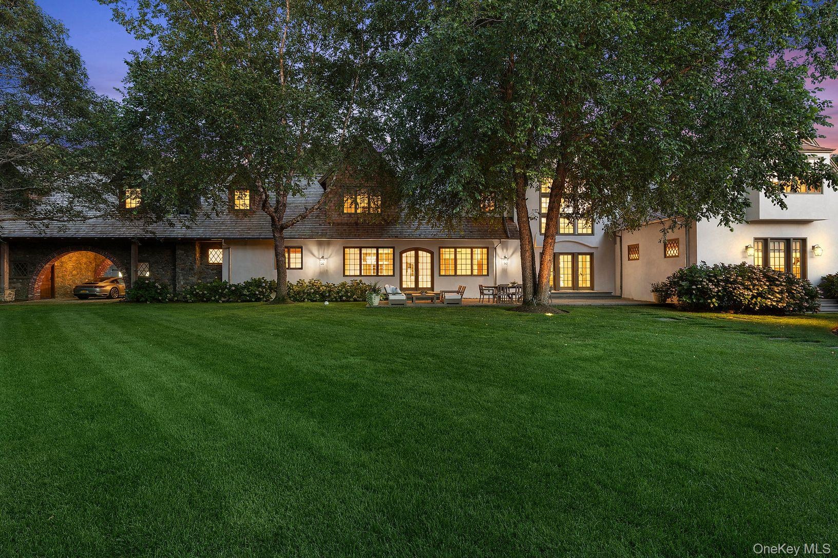 Abrahams Path, East Hampton, NY 11937