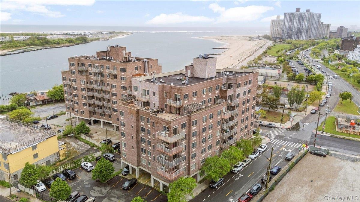Beach 9th St, Far Rockaway, NY 11691