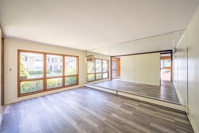 268th St, Glen Oaks, NY 11004