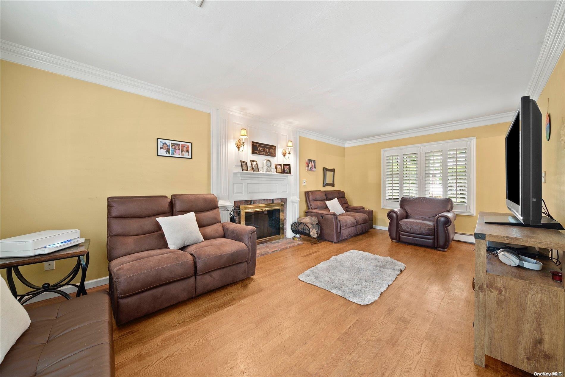 Wicks Path, Commack, NY 11725
