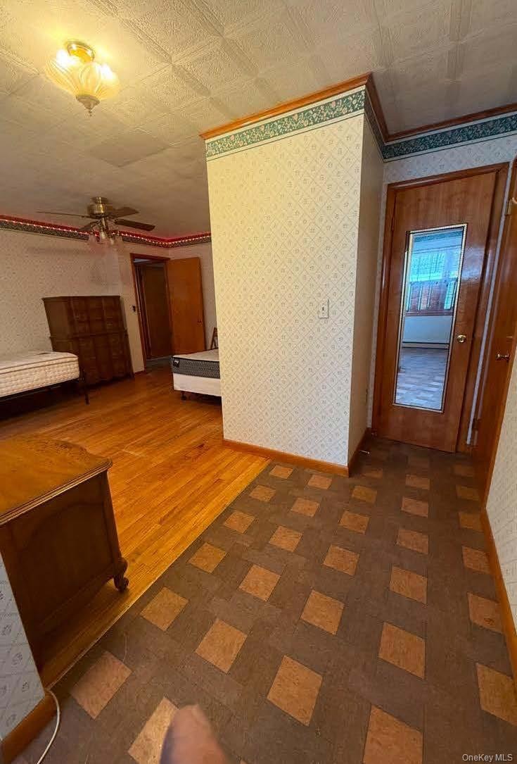 Allen St, Catskill, NY 12414