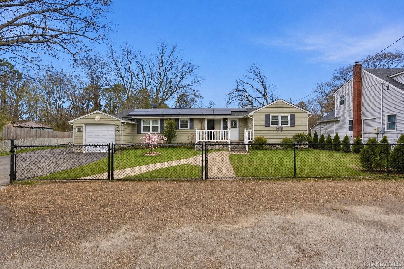 Parkwood Dr, Shirley, NY 11967 #1