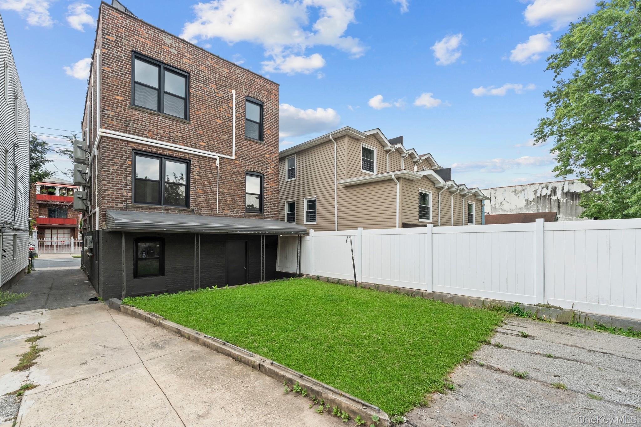 226th St, Bronx, NY 10466 #1