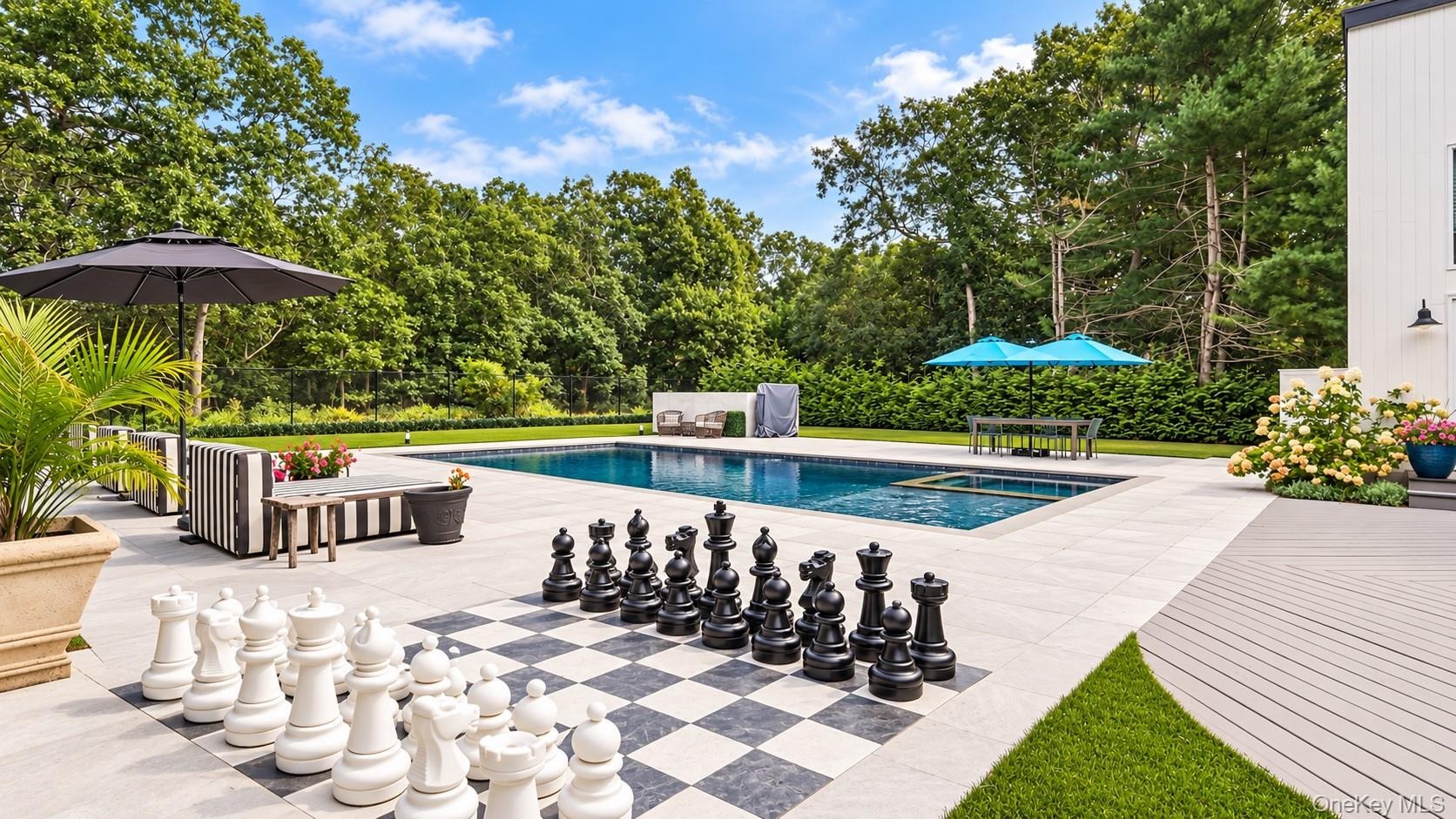 Blue Jay Way, East Hampton, NY 11937