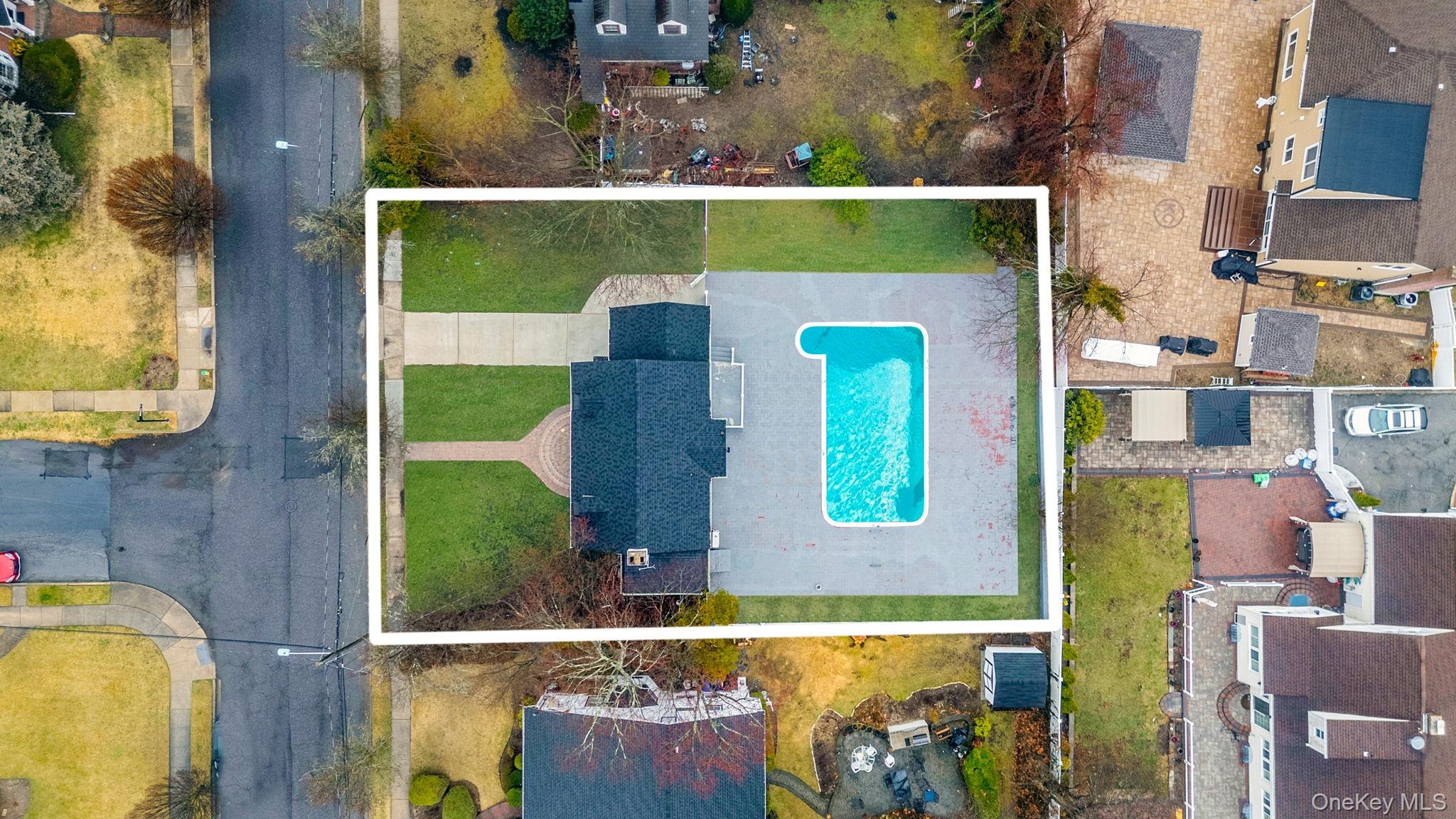 Moore Ave, Freeport, NY 11520