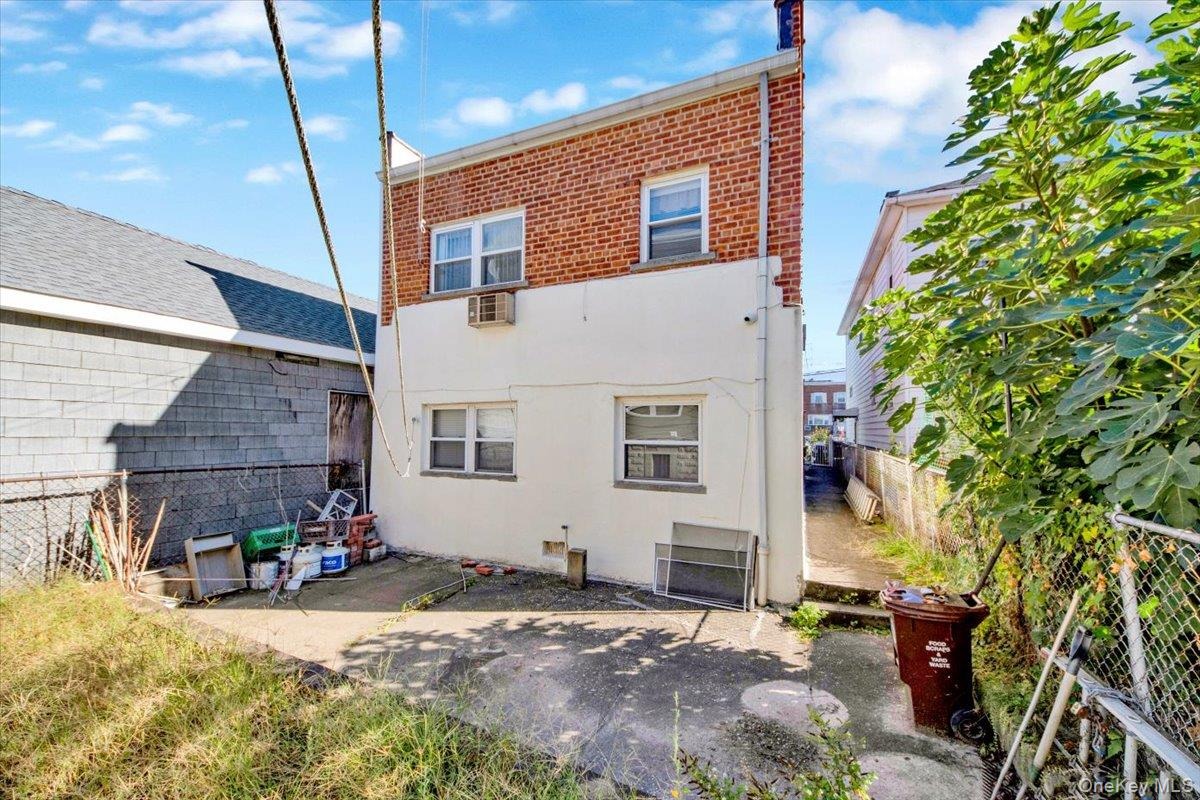 Waterbury Ave, Bronx, NY 10461 #1