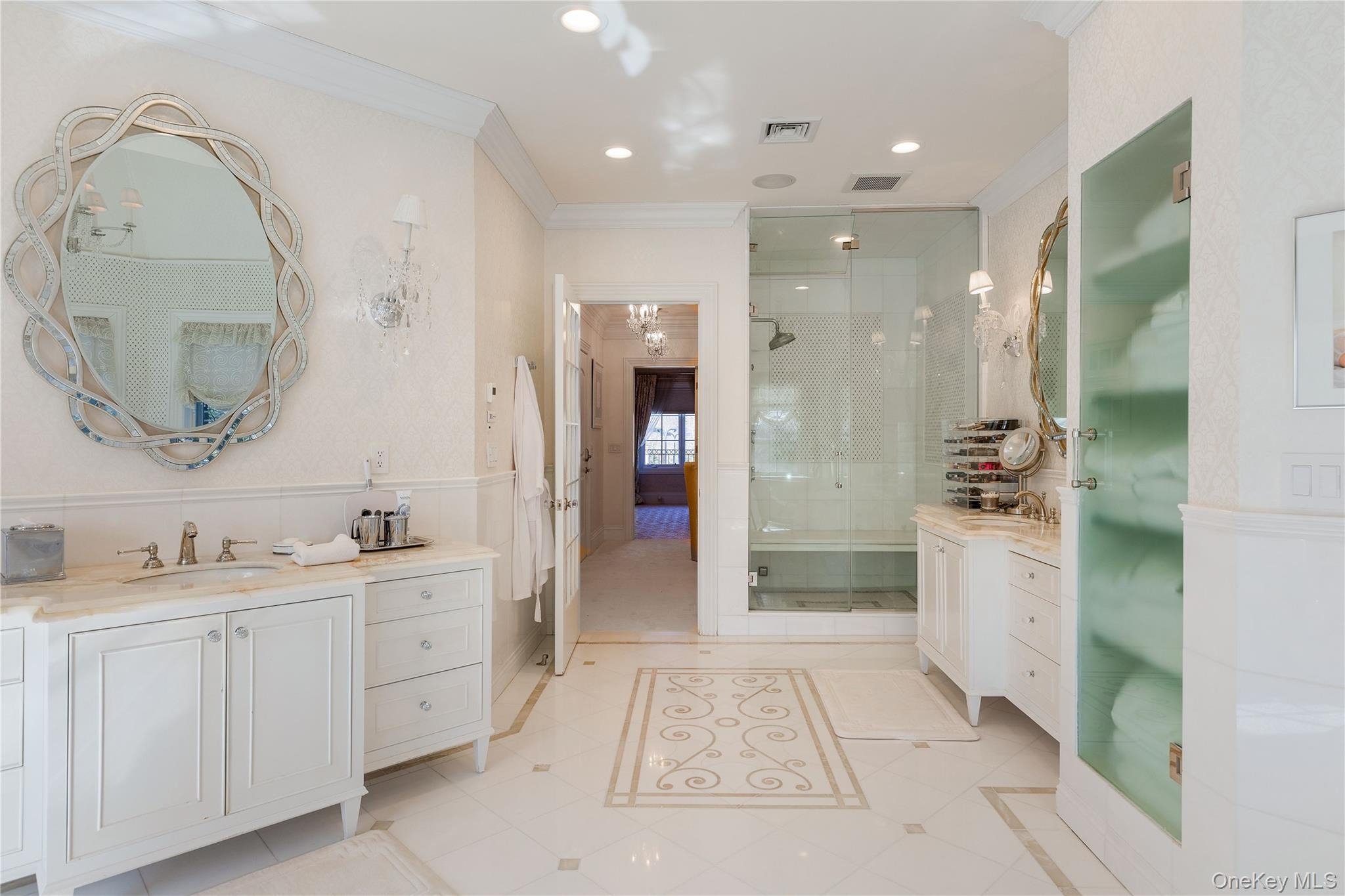 Kodiak Dr, Woodbury, NY 11797 #1
