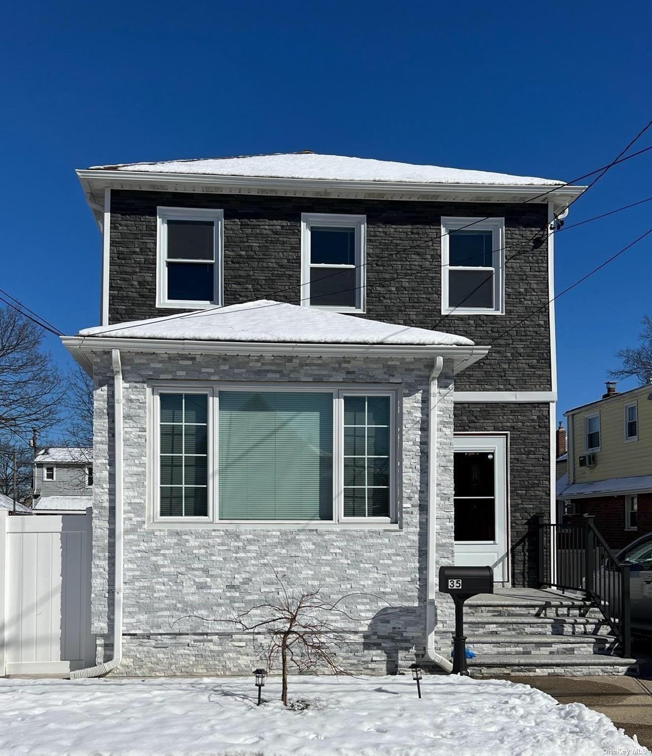 Barwick St, Floral Park, NY 11001 #1