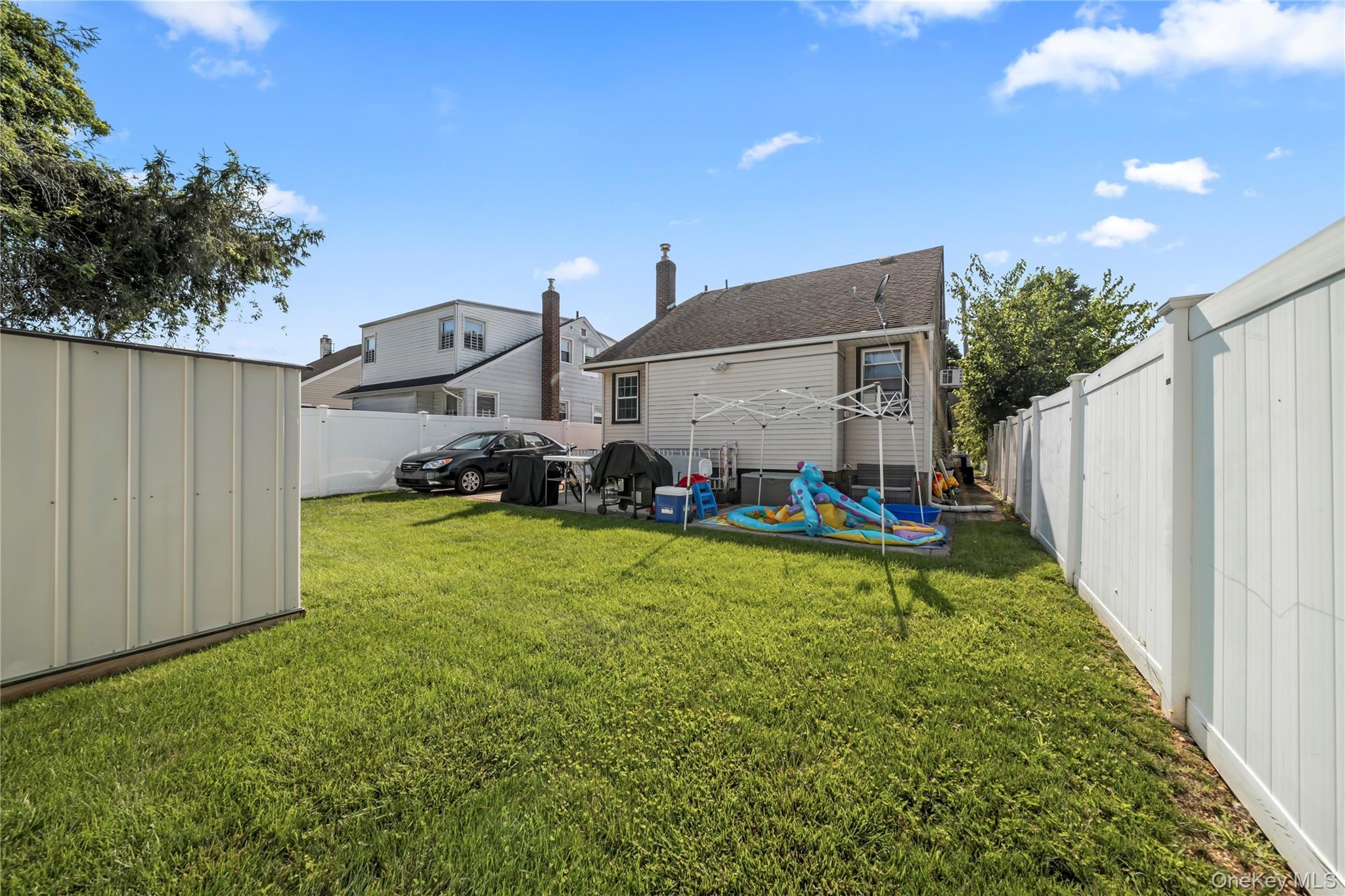 Greengrove Ave, Uniondale, NY 11553 #1