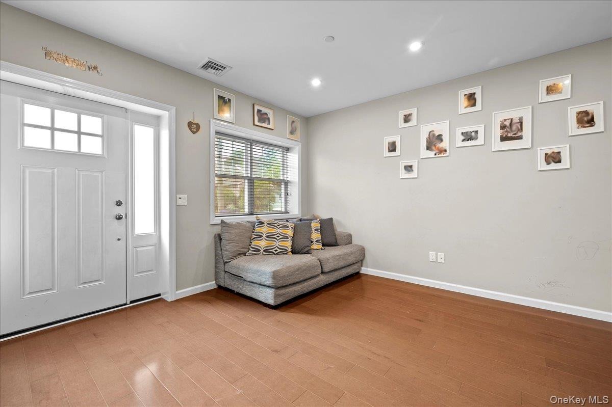 Winthrop Ave, Elmsford, NY 10523