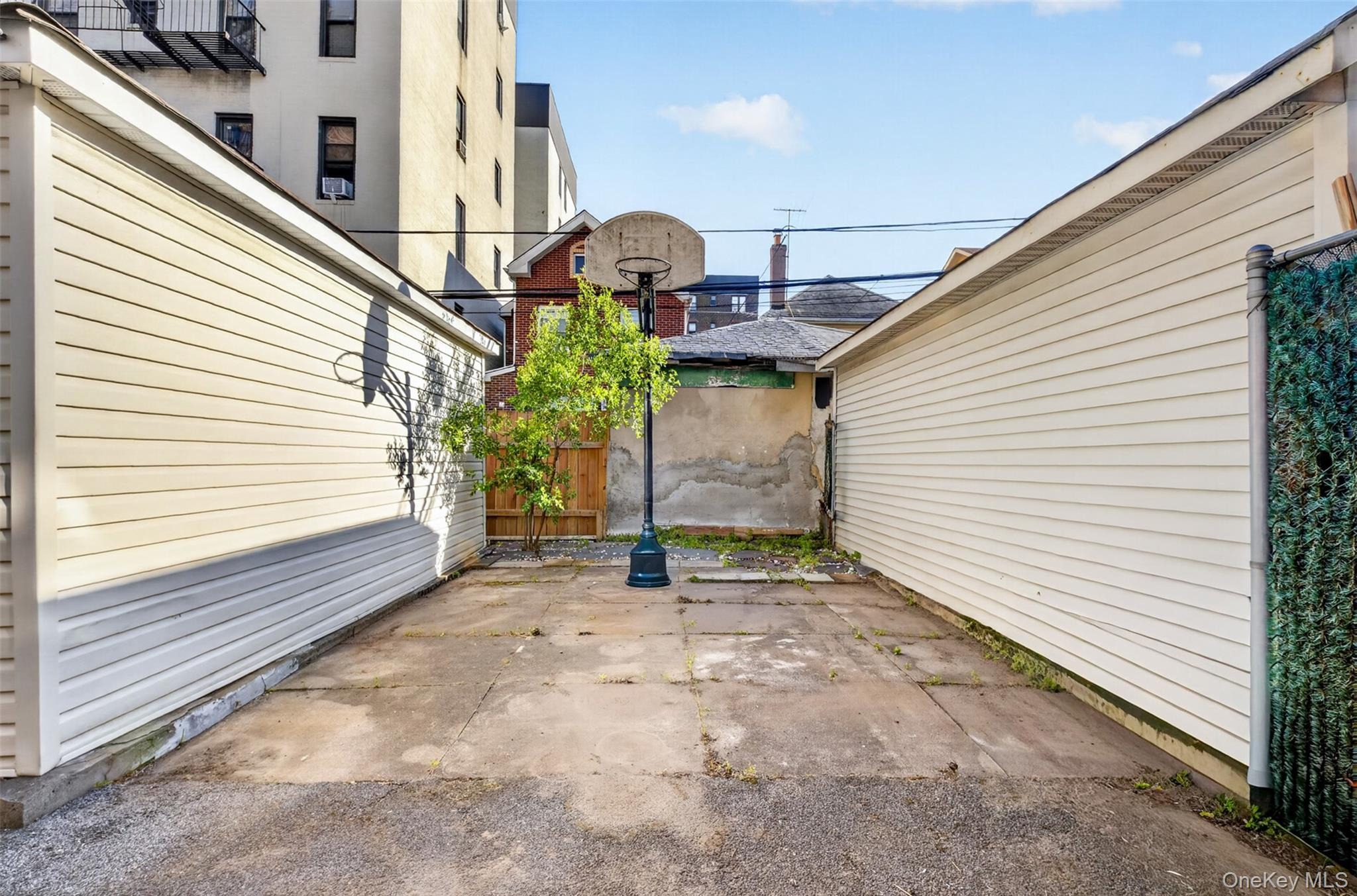 Denman St, Elmhurst, NY 11373 #1