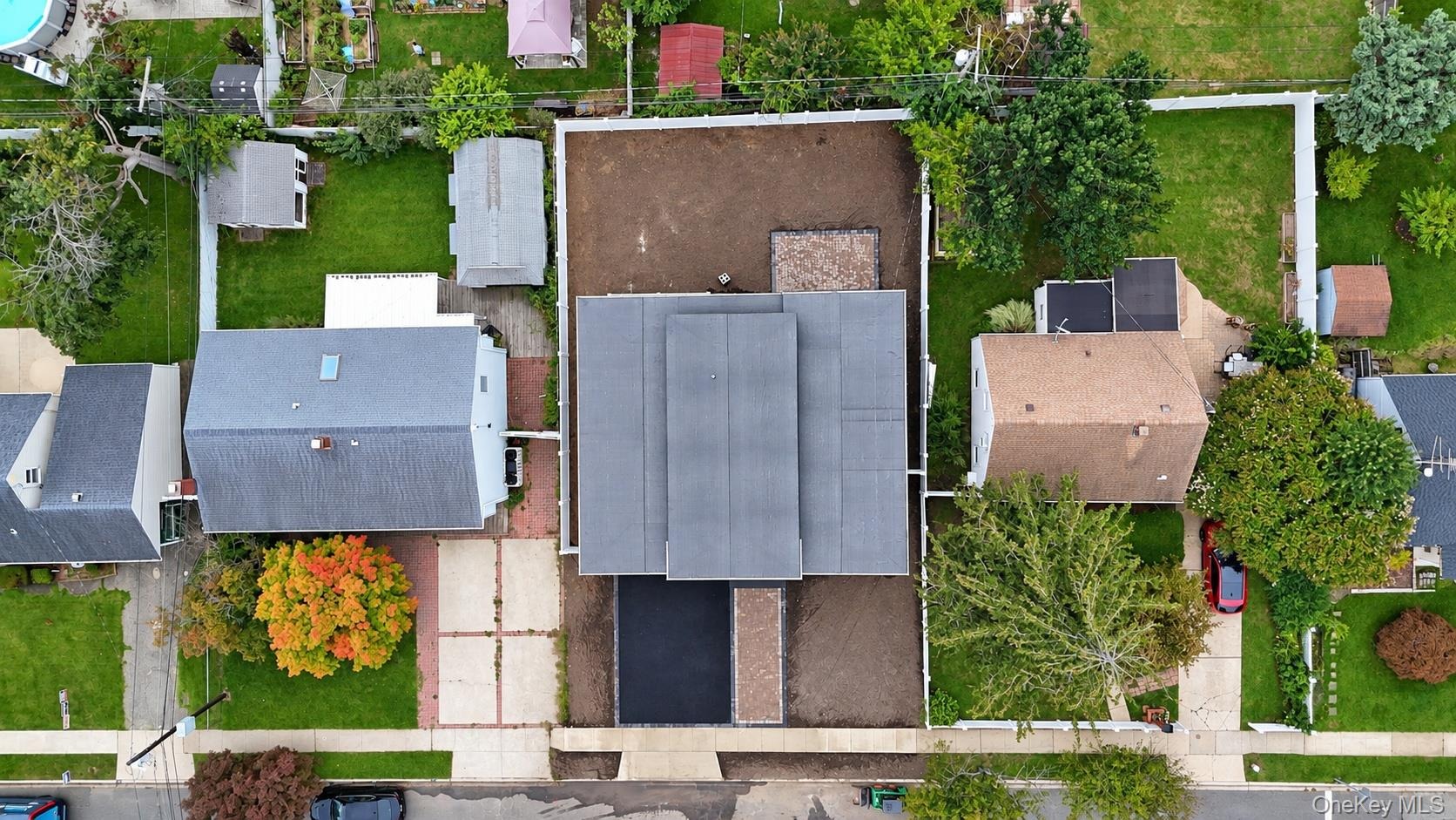 Birch Ln, Levittown, NY 11756 #1