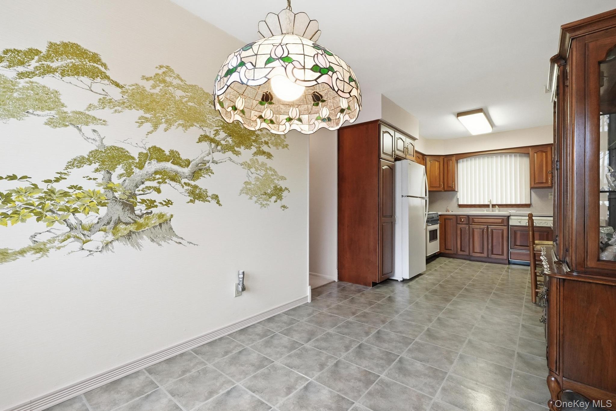 Park Dr, Massapequa, NY 11758