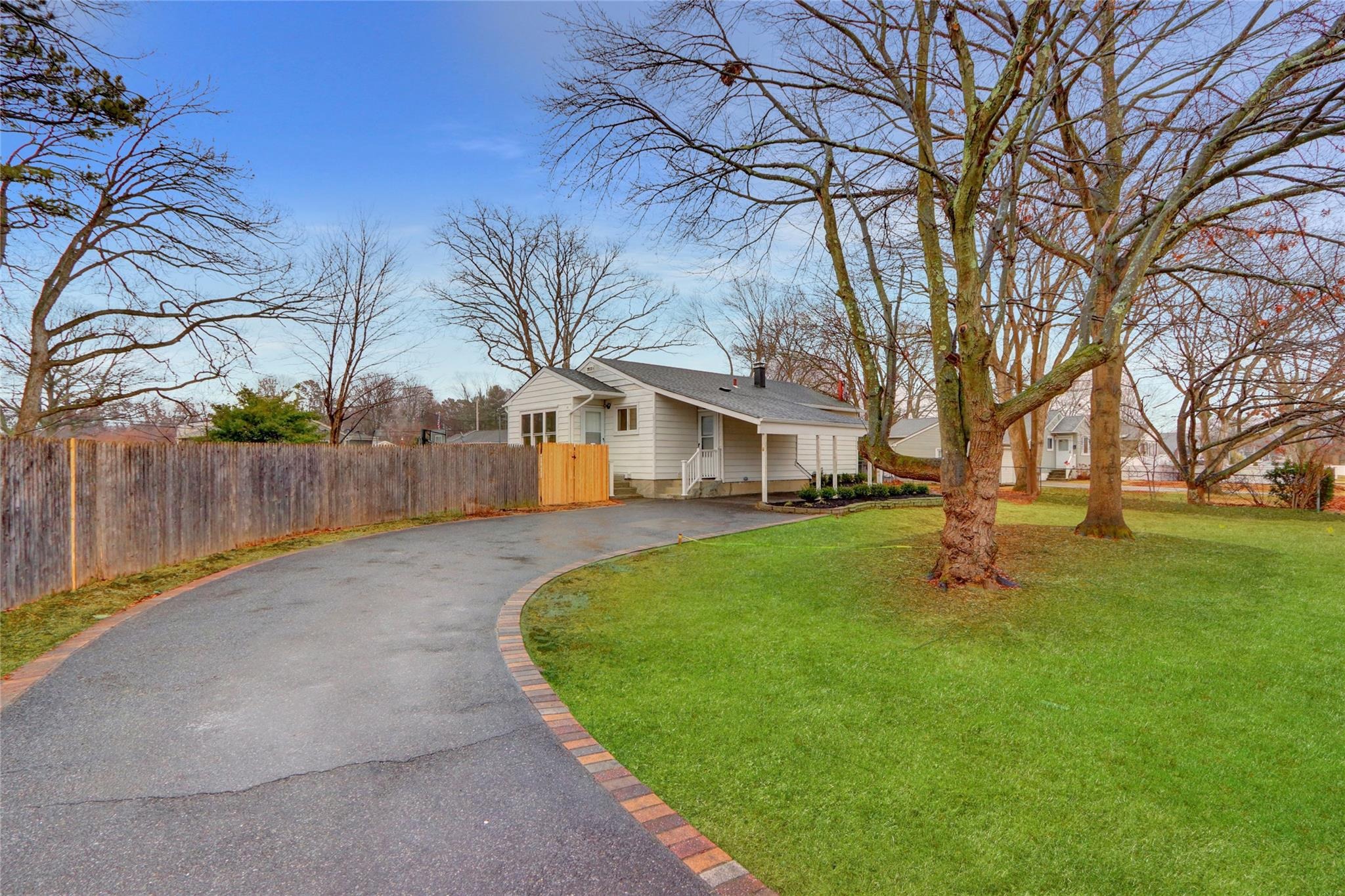 Chimney Ln, Bay Shore, NY 11706 #1