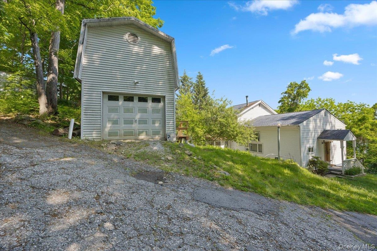 Main St, Jefferson Valley, NY 10535 #1