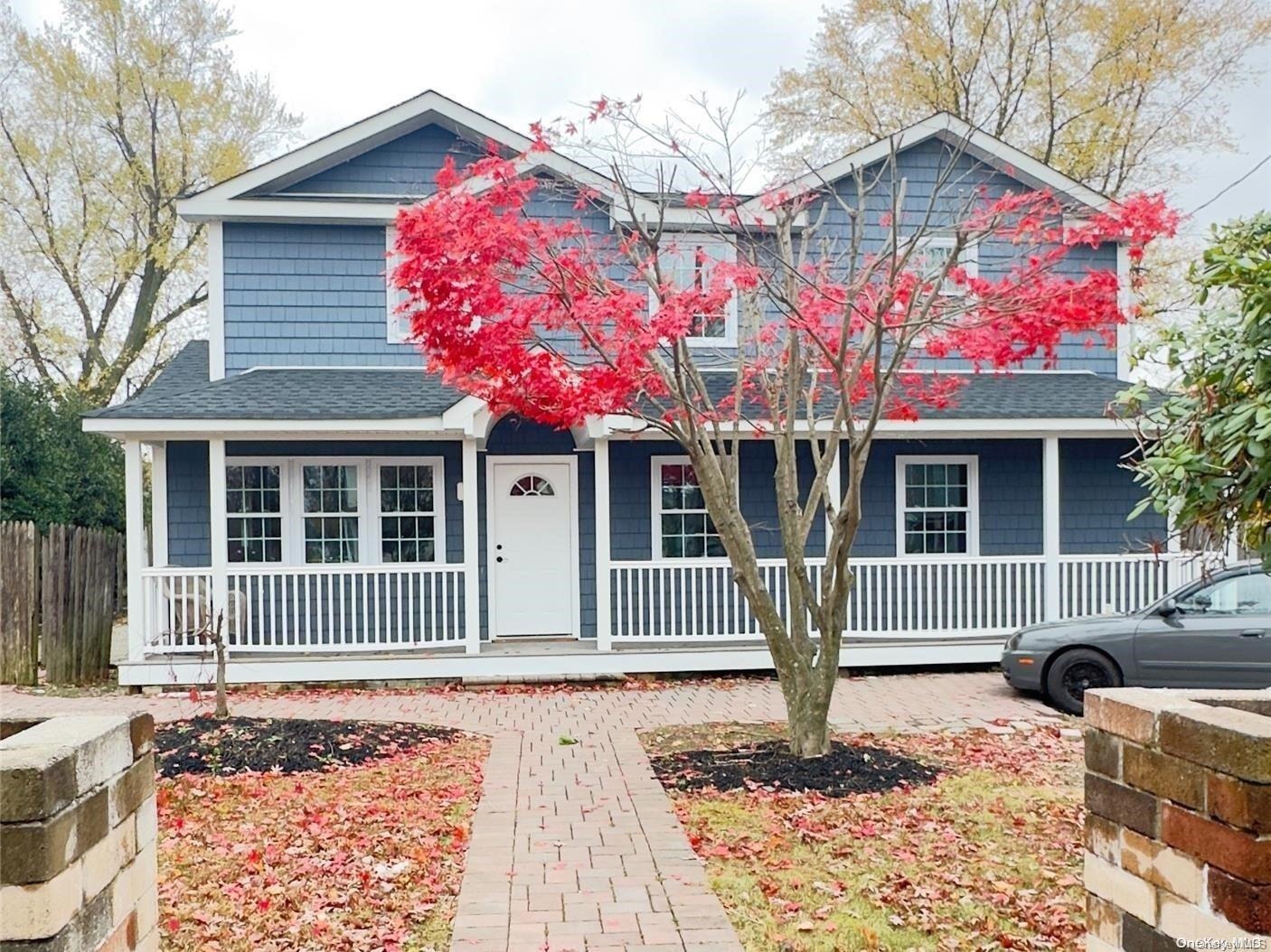 Yarnell St, Brentwood, NY 11717
