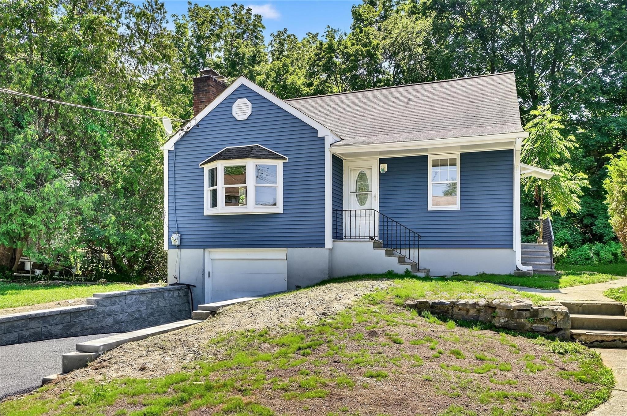 Oakwood Dr, Peekskill, NY 10566 #1