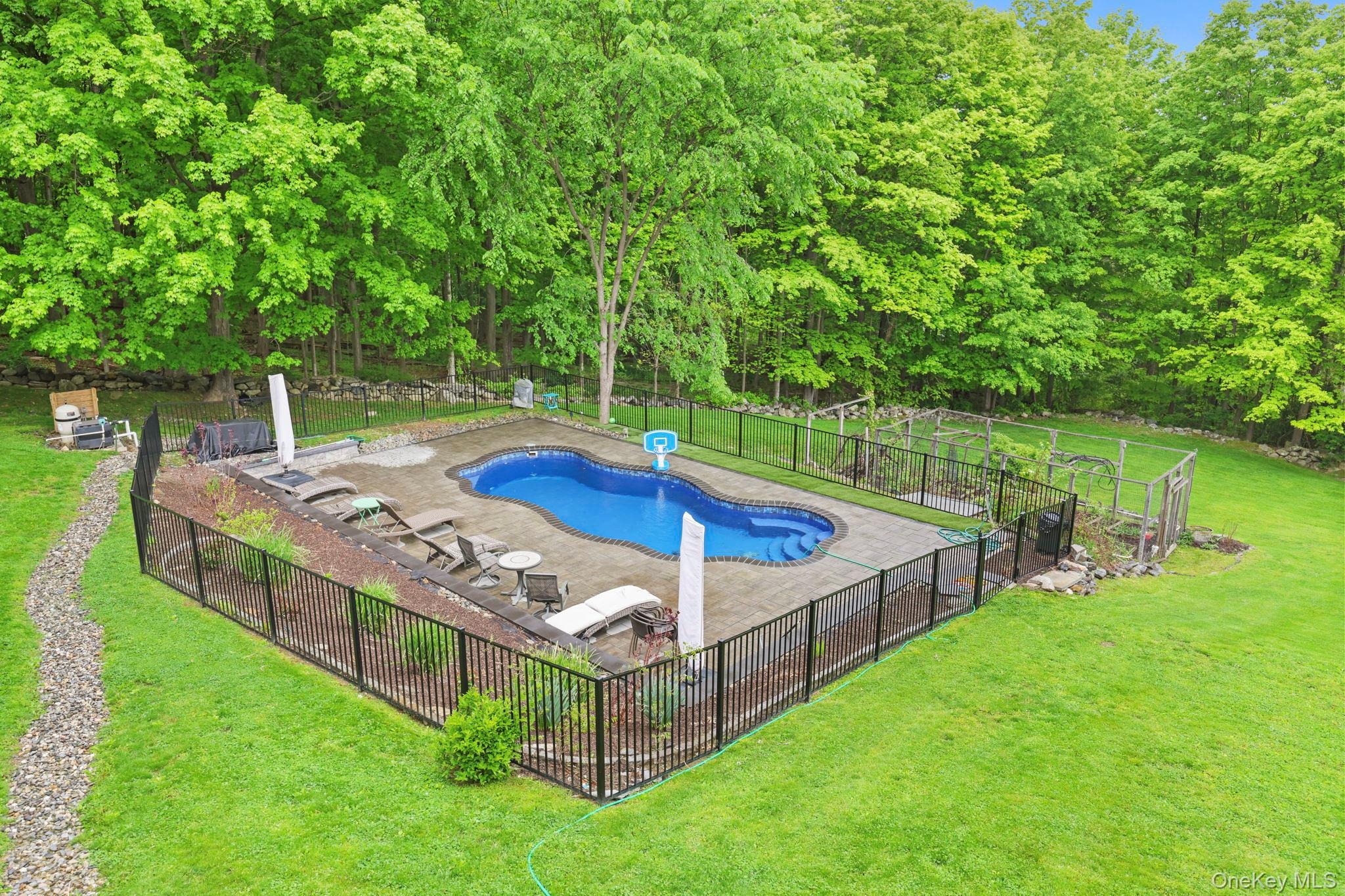 Eleanor Dr, Mahopac, NY 10541 #1