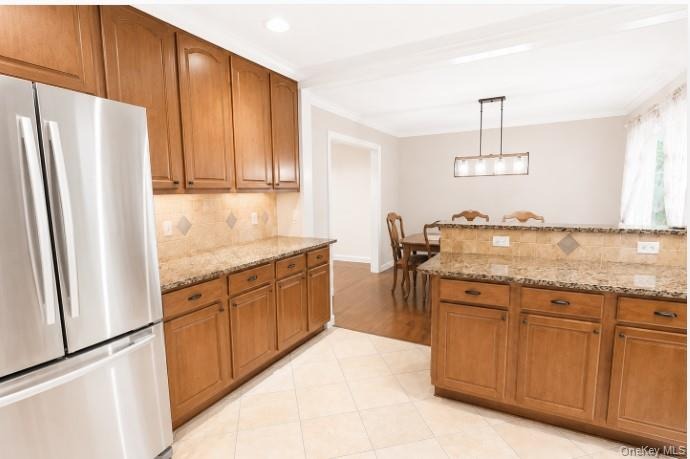 George Ct, Miller Place, NY 11764