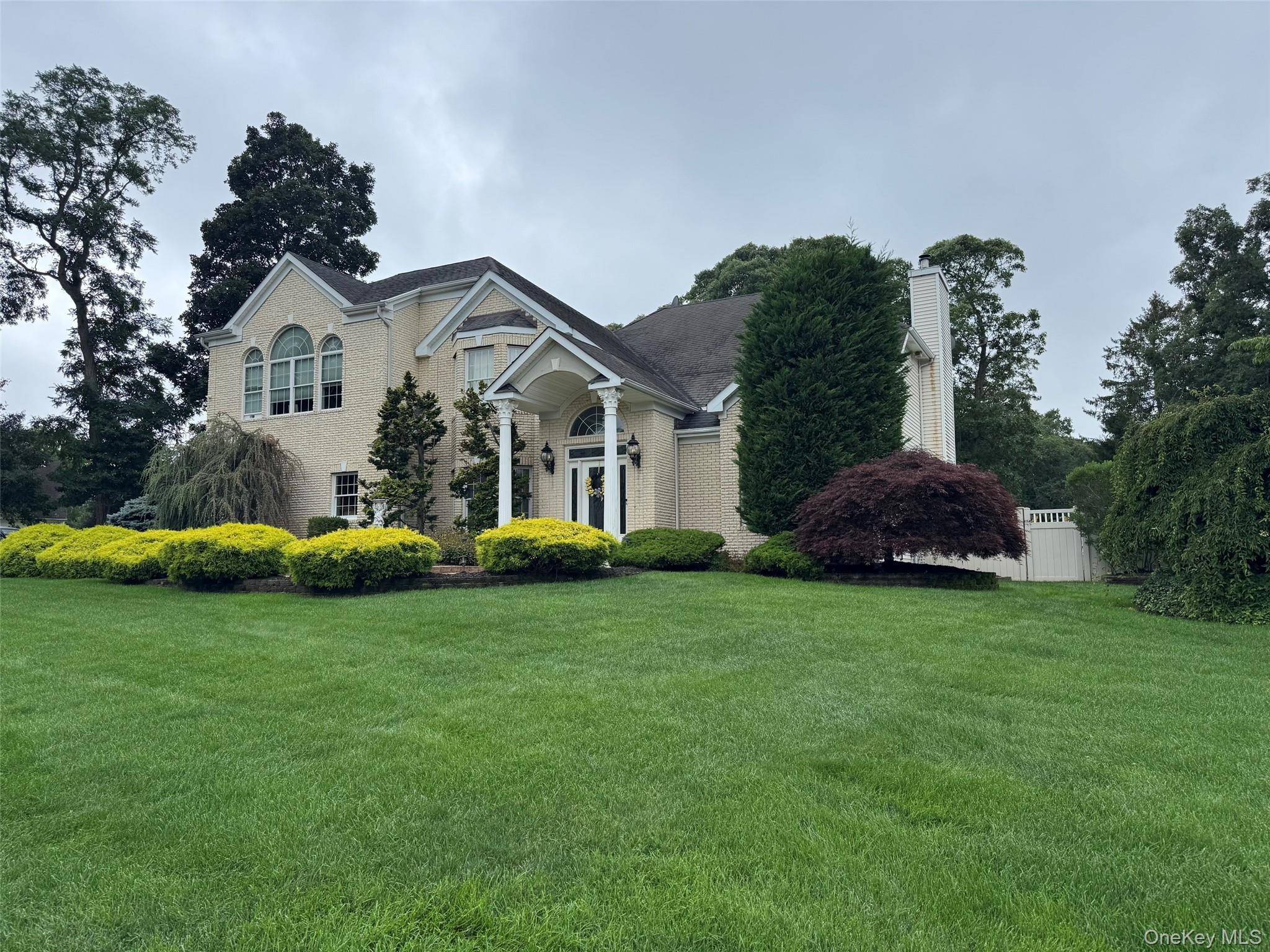 Hamilton Pl, Lake Grove, NY 11755 #1