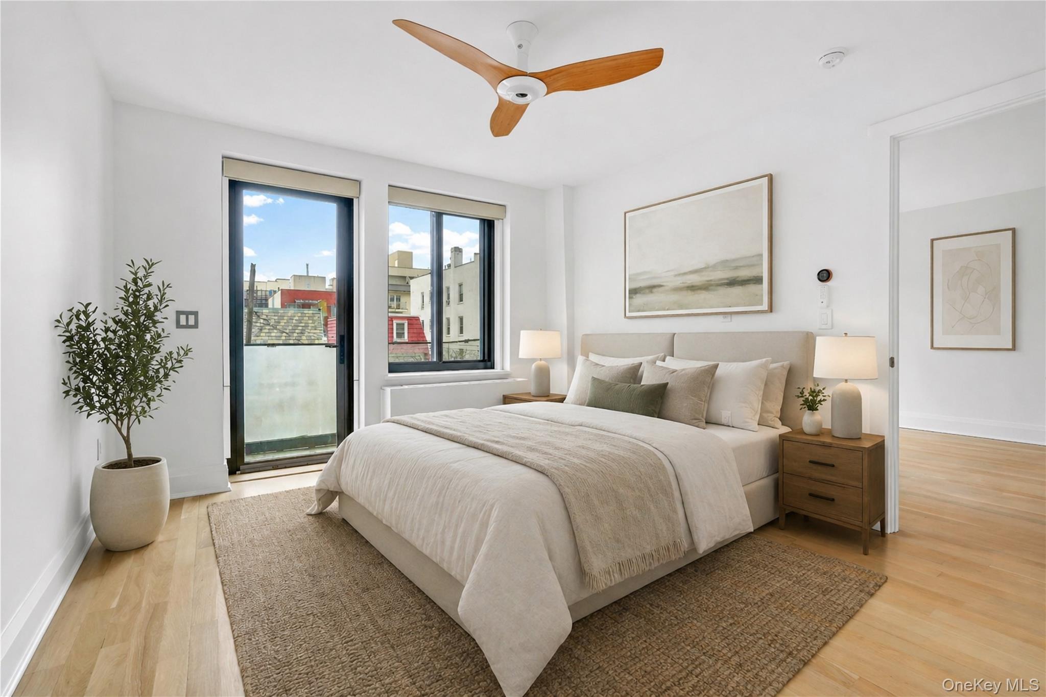 31st Rd, Astoria, NY 11106