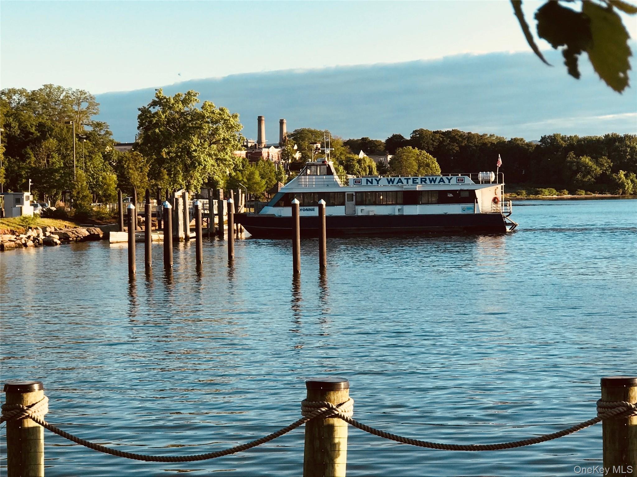 Harbor Pointe Dr, Haverstraw, NY 10927 #1