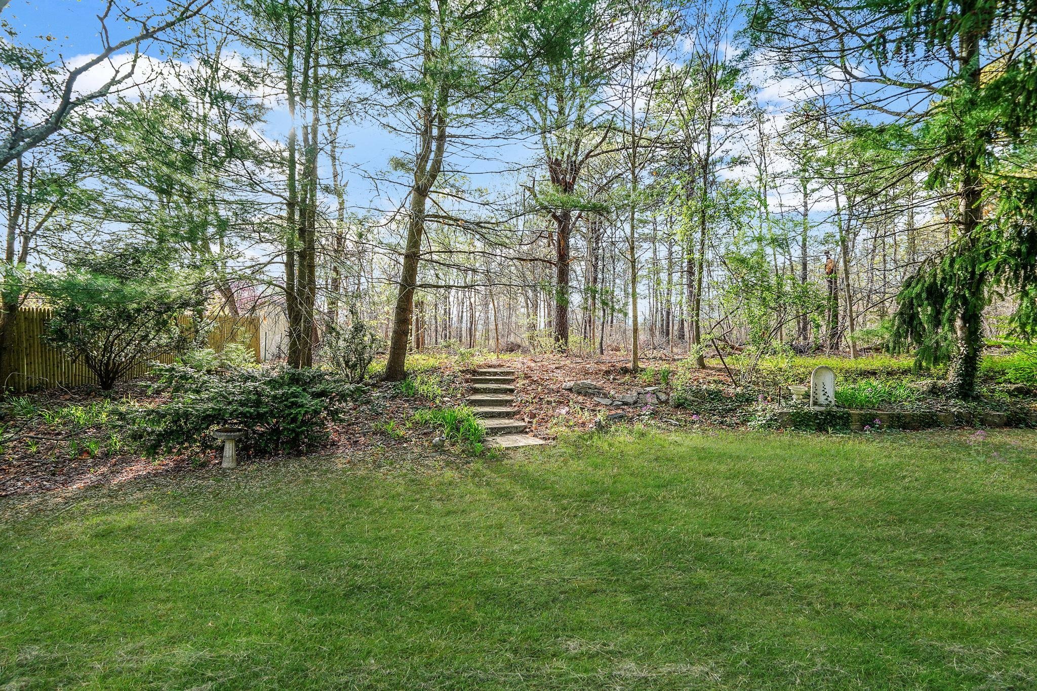 Oakdale Bohemia Rd, Bohemia, NY 11716