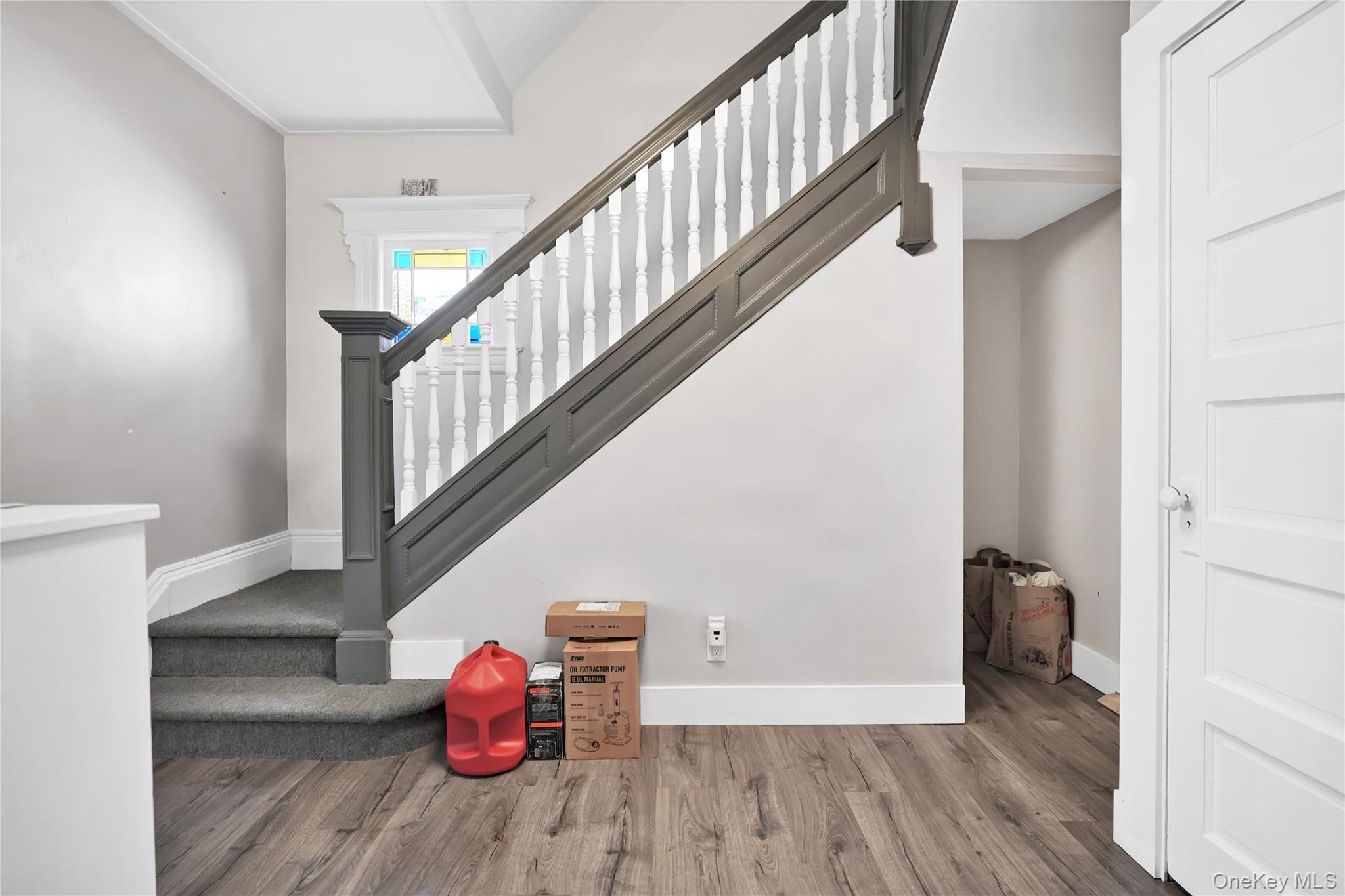 Centre St, Woodmere, NY 11598