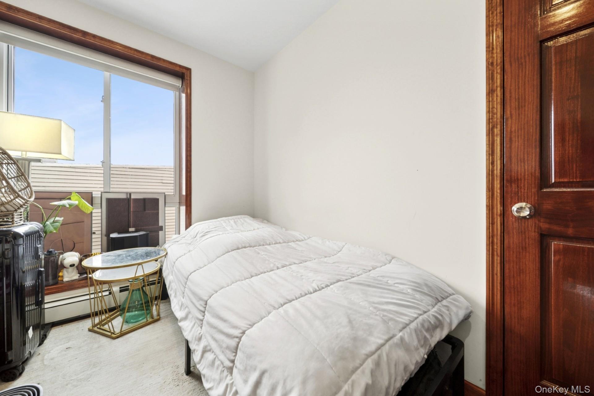 43rd Ave, Elmhurst, NY 11373
