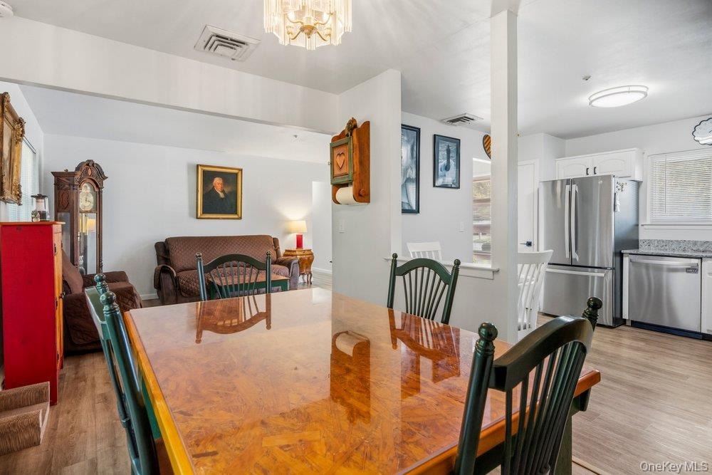Blackfoot Trl, Shoreham, NY 11786 #1