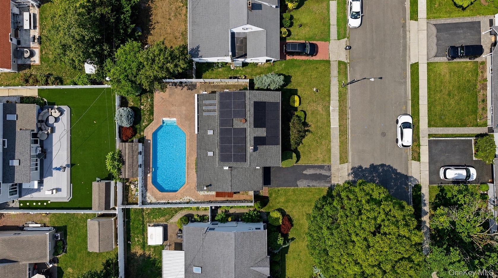 Cable Ln, Hicksville, NY 11801 #1