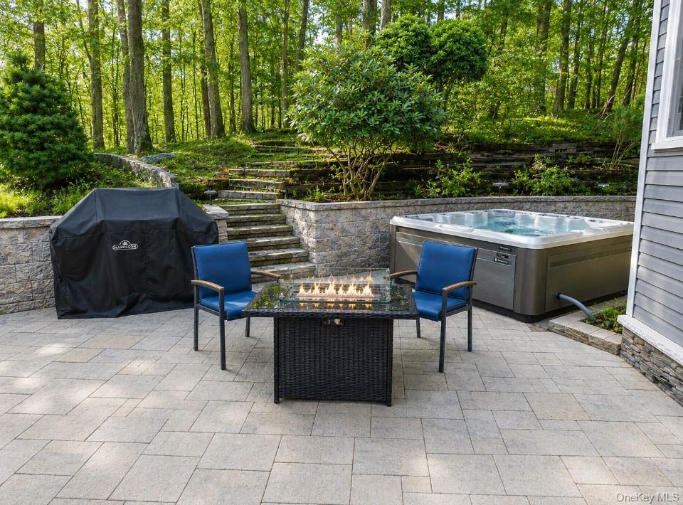 Oakwood Rd, Port Jefferson, NY 11777 #1