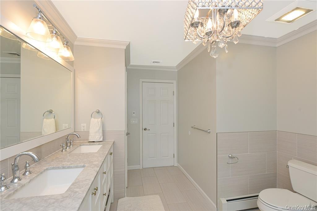 Oakfield Ave, Wantagh, NY 11793 #1
