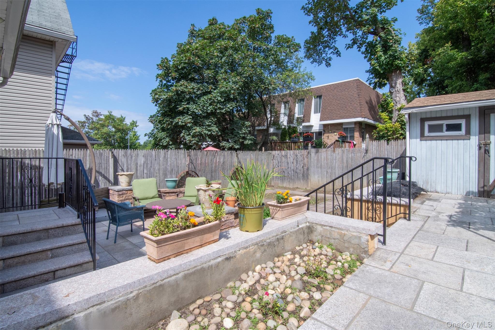 Lake Ave, Yonkers, NY 10703