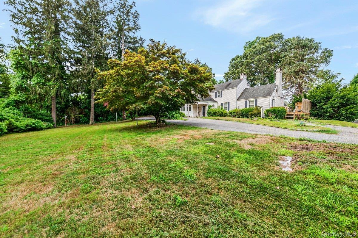 Huntington Bay Rd, Huntington, NY 11743