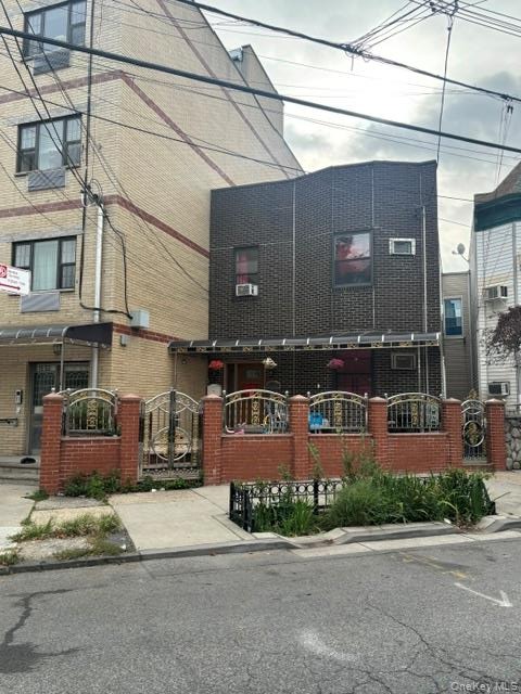 Glover St, Bronx, NY 10462