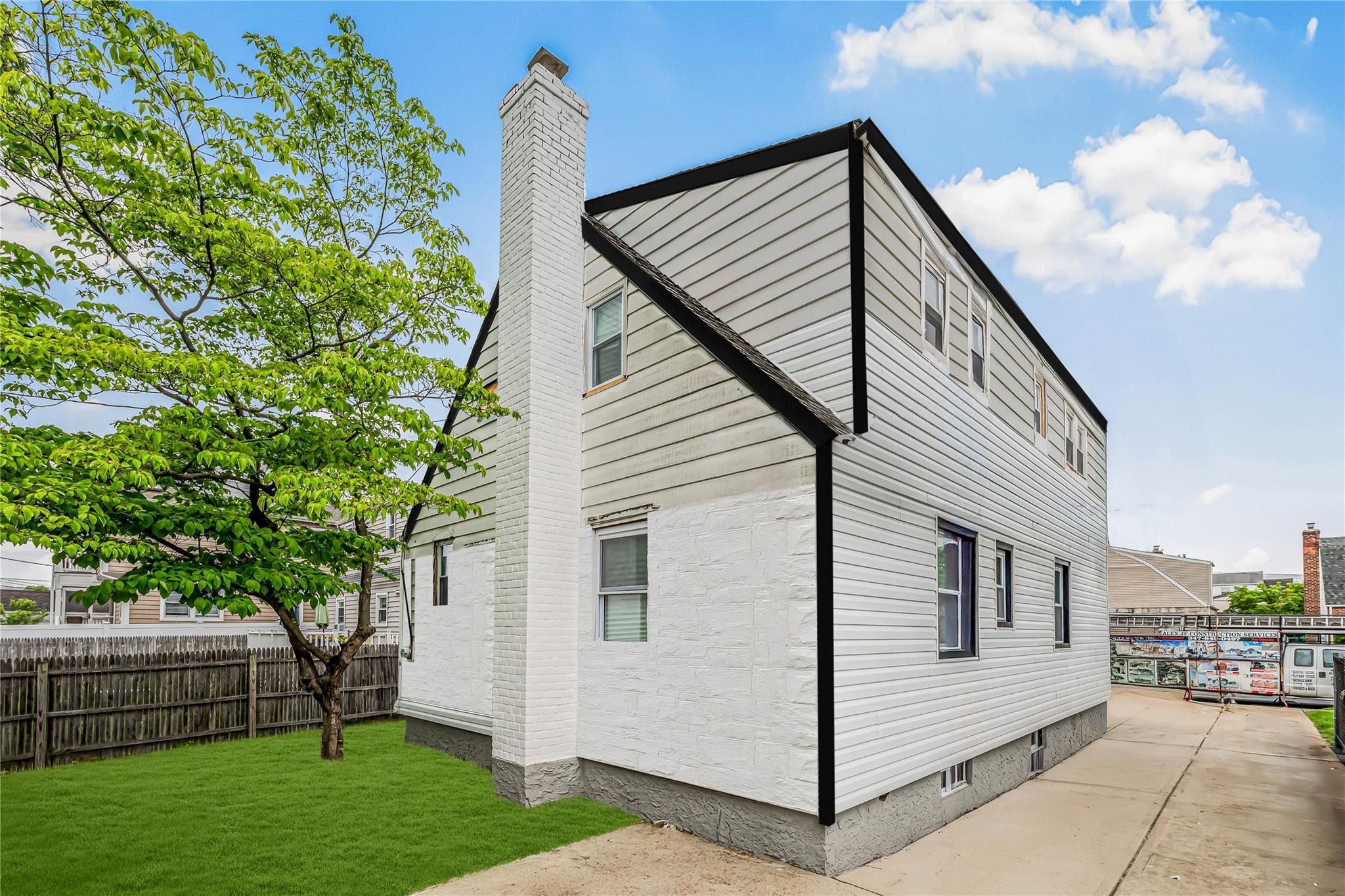 Dorchester Rd, Garden City, NY 11530 #1