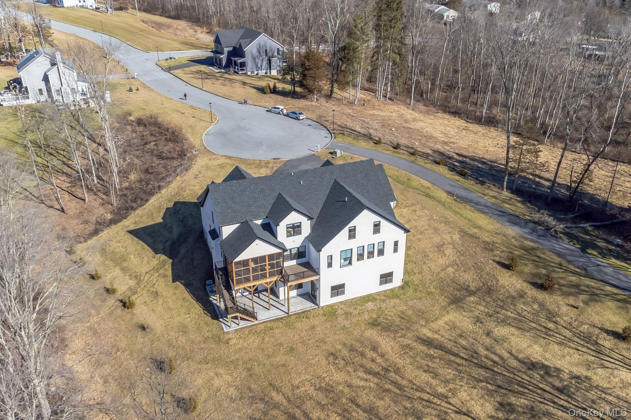 Conifer Ct, Poughkeepsie, NY 12603