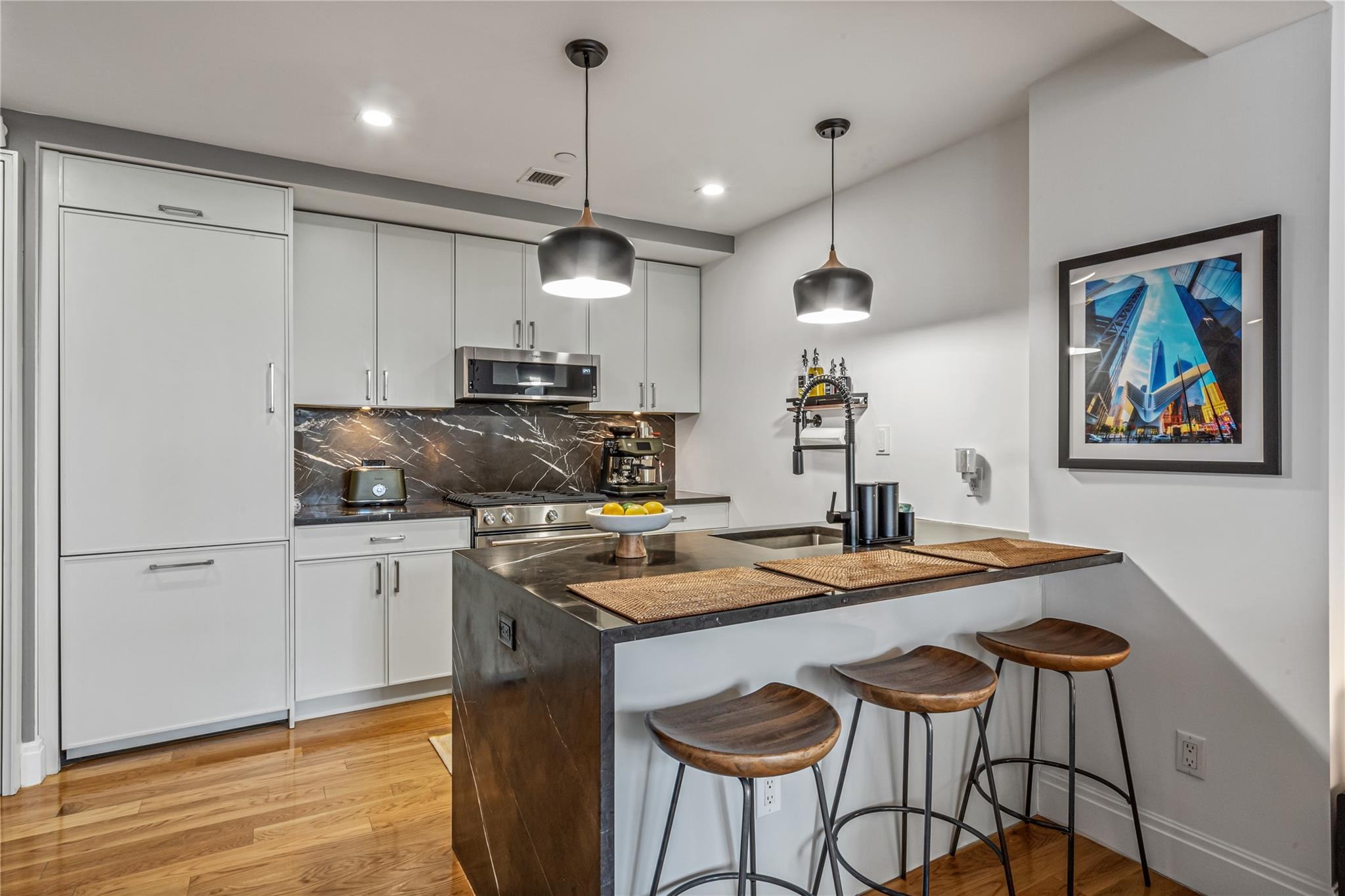4th Ave, Brooklyn, NY 11215