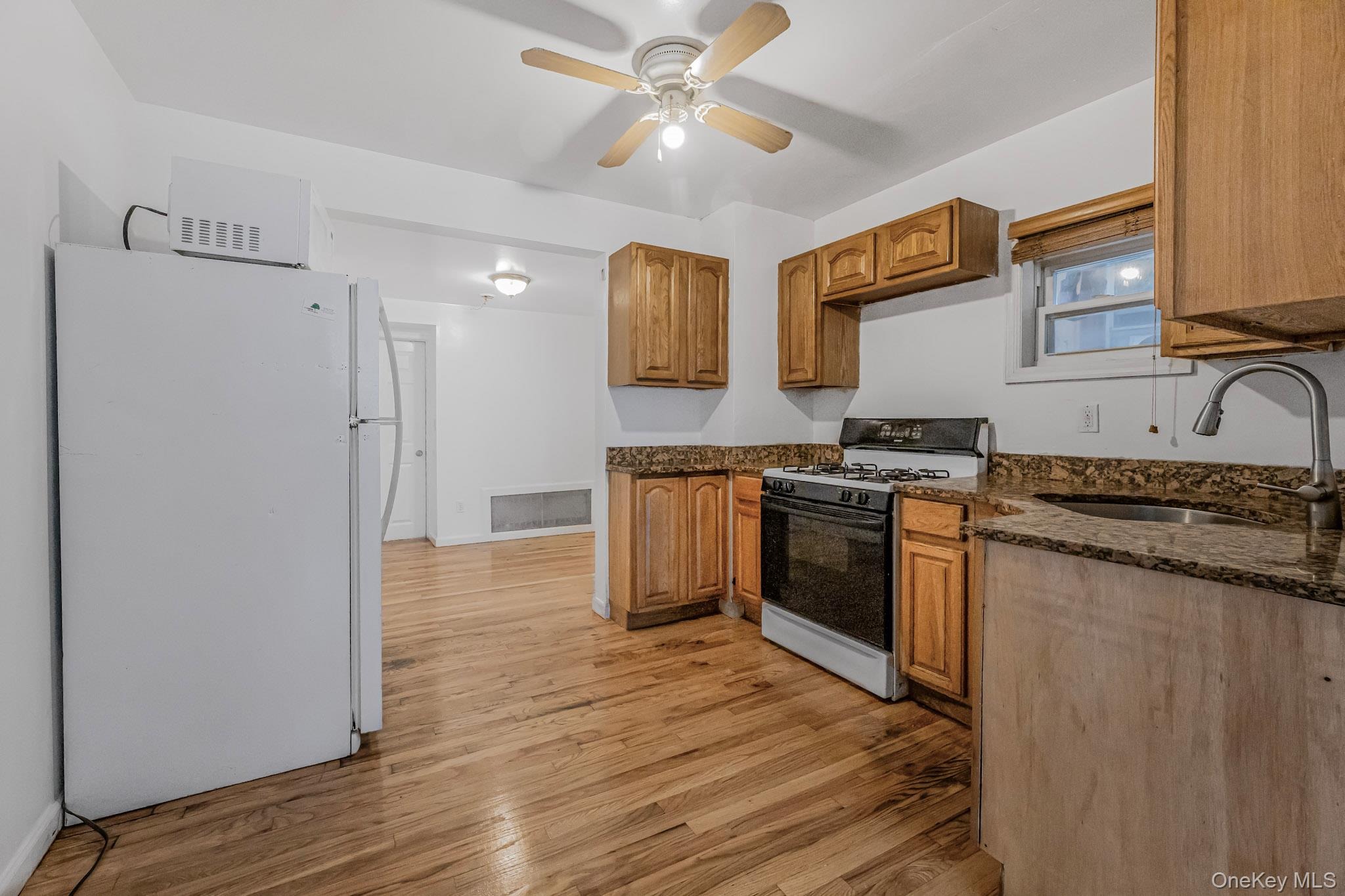 107th Ave, Ozone Park, NY 11417 #1