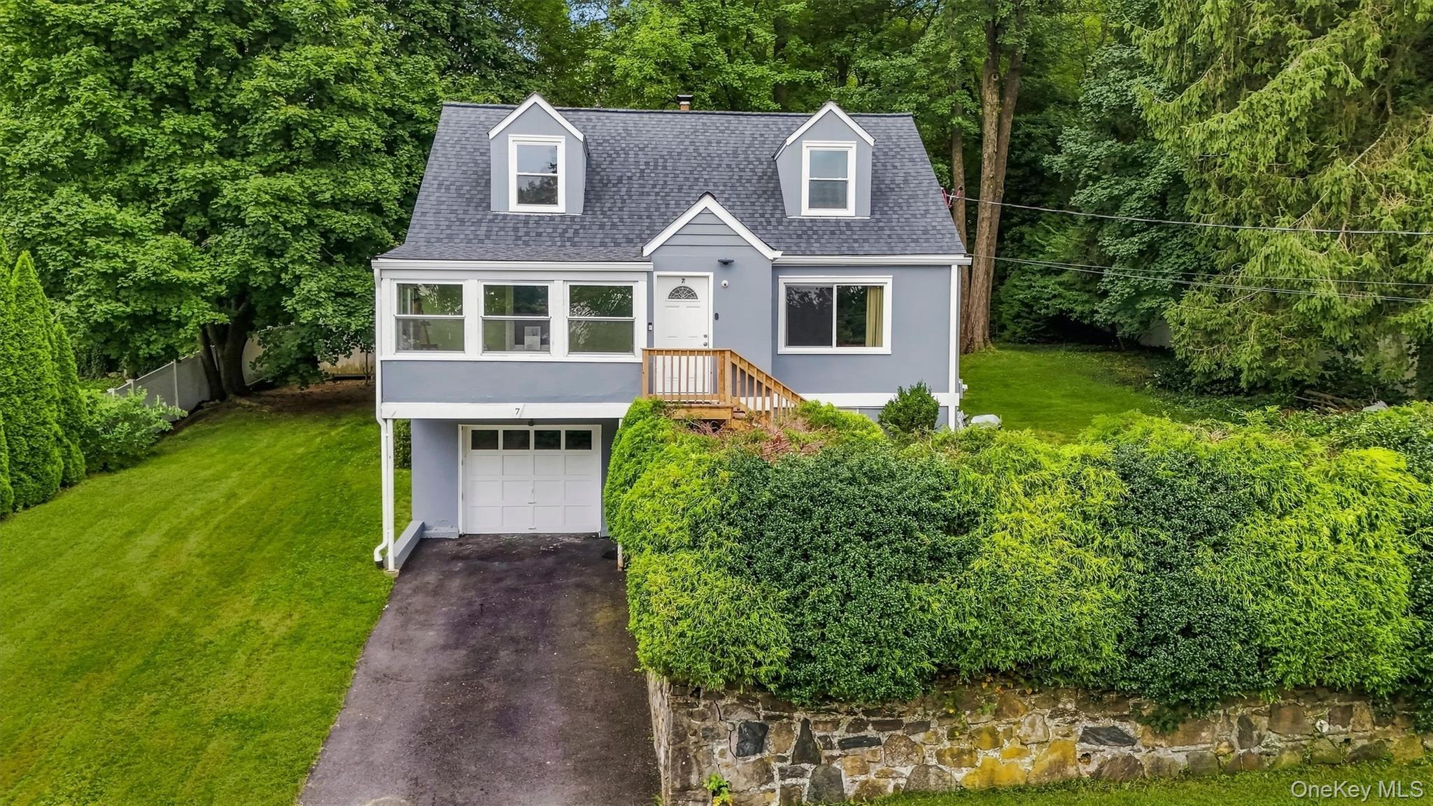 Highland Dr, Cortlandt Manor, NY 10567