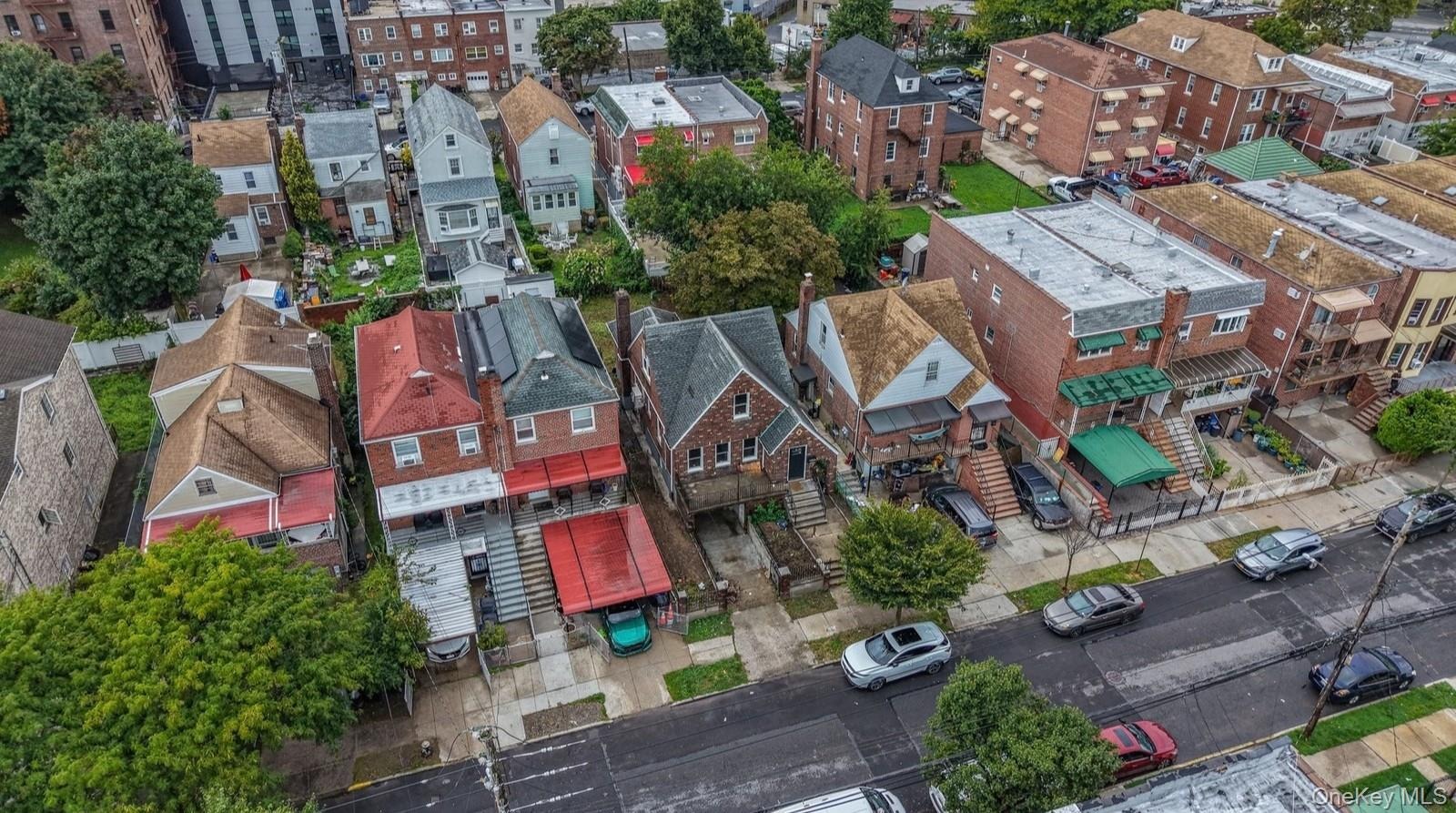 Paulding Ave, Bronx, NY 10469 #1