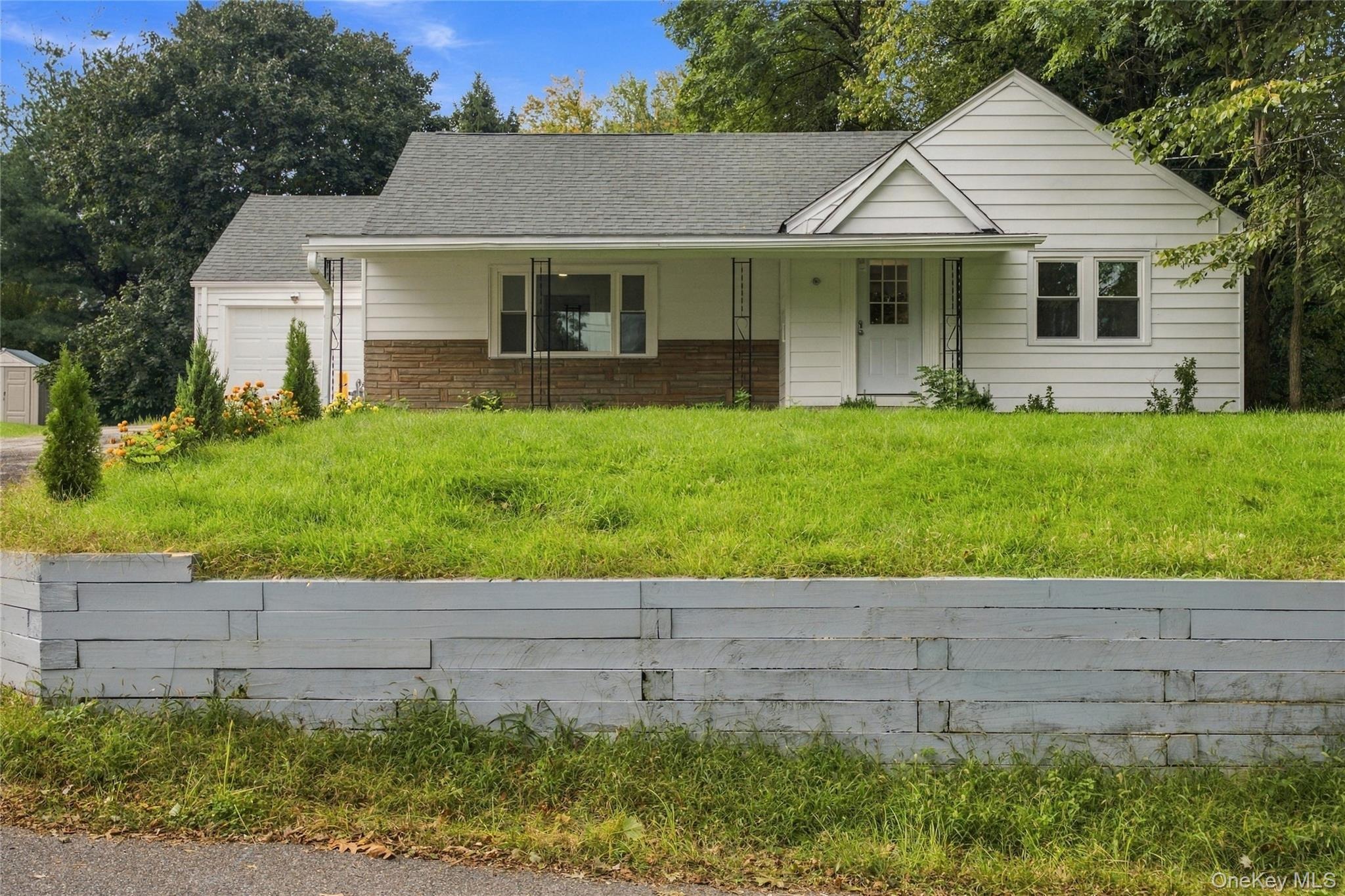 Hilltop Dr, New Windsor, NY 12553 #1