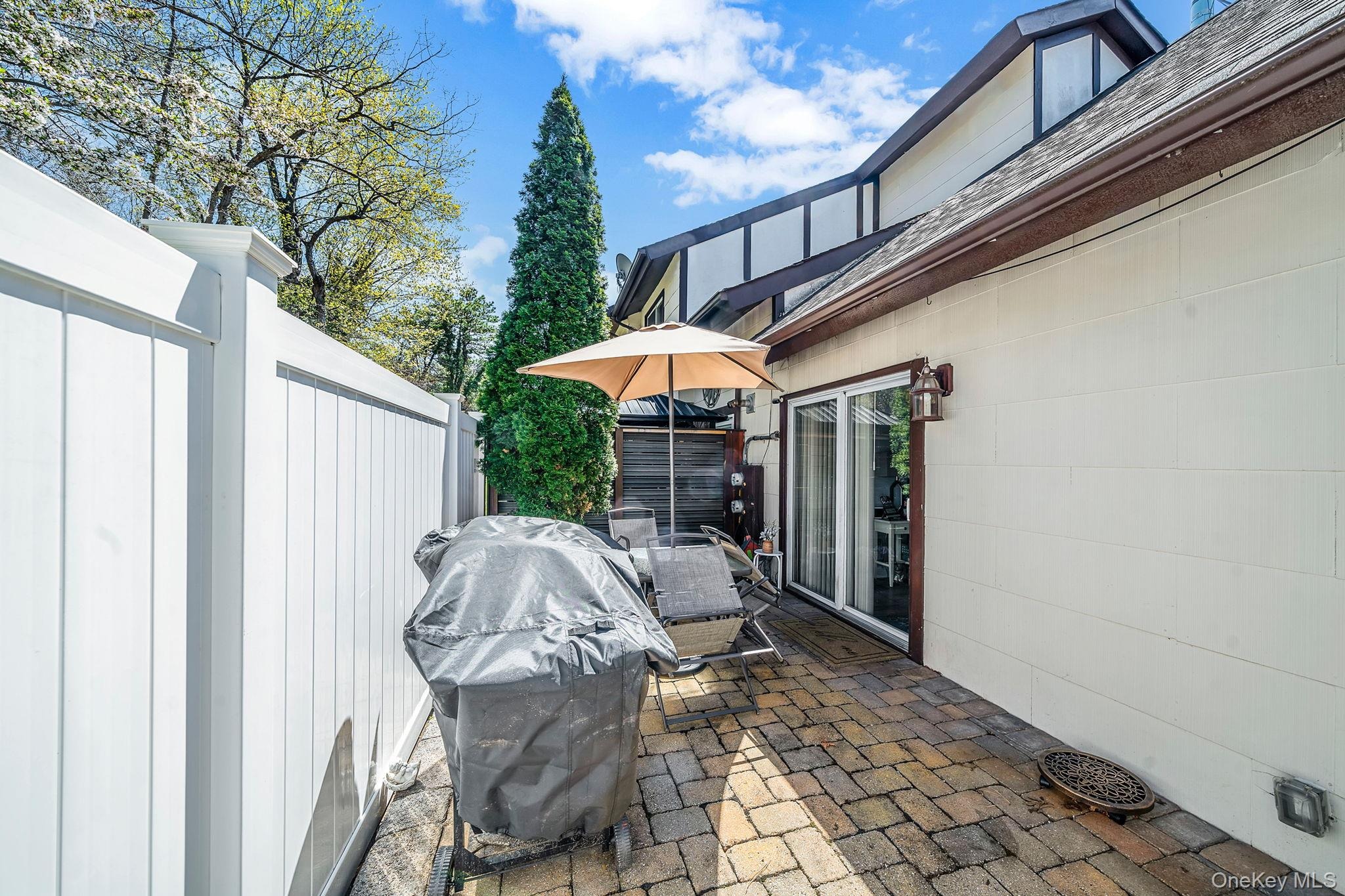 Crystal Rock Ct, Middle Island, NY 11953 #1