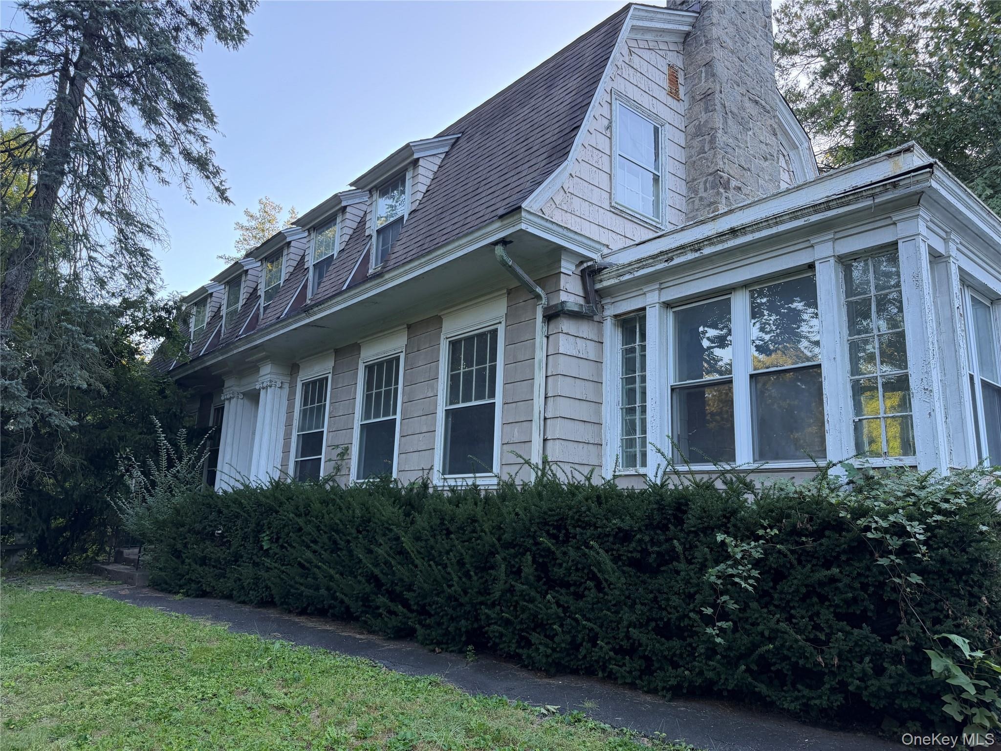 Woodland Pl, White Plains, NY 10606